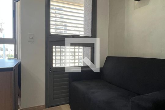 Studio de kitnet/studio para alugar com 1 quarto, 23m² em Pinheiros, São Paulo
