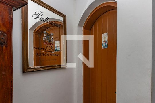 Banheiro Social de casa à venda com 5 quartos, 527m² em Belvedere, Belo Horizonte