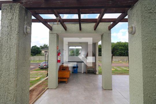 Área comum - Churrasqueira de apartamento para alugar com 2 quartos, 38m² em Cavalhada, Porto Alegre