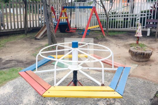 Área comum - Playground de apartamento para alugar com 2 quartos, 38m² em Cavalhada, Porto Alegre