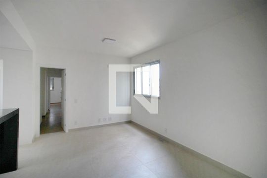 Sala de apartamento à venda com 3 quartos, 90m² em Cruzeiro, Belo Horizonte