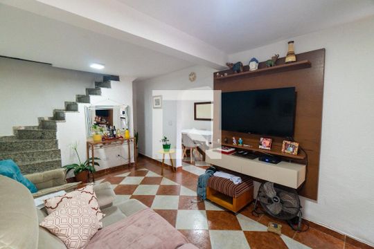 Casa 2 - Sala de casa à venda com 6 quartos, 280m² em Vila Campestre, São Paulo