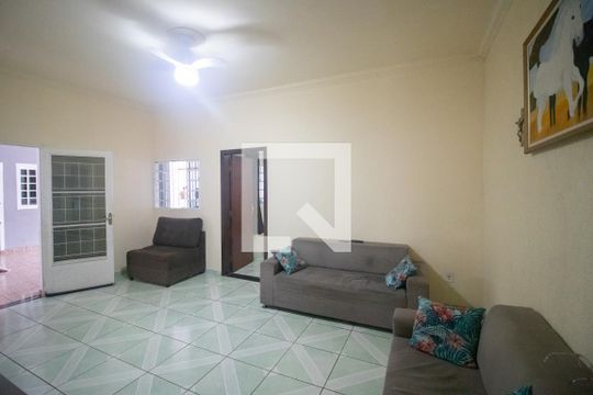 Sala - Casa 1 de casa à venda com 7 quartos, 634m² em Estâncias Imperiais, Contagem