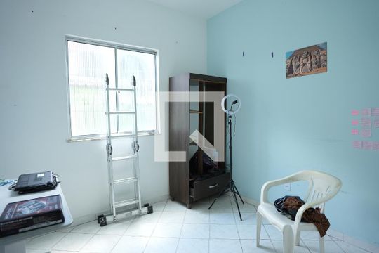 Quarto 2 de casa para alugar com 2 quartos, 200m² em São Cristóvão, Salvador