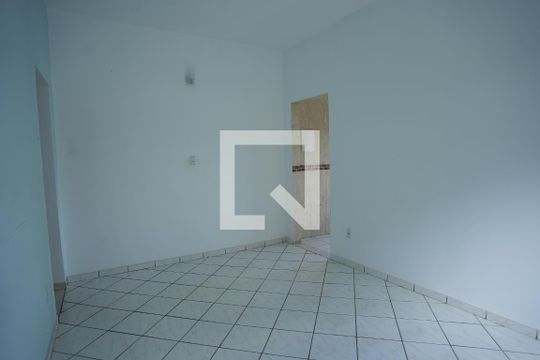 Sala de casa para alugar com 2 quartos, 200m² em São Cristóvão, Salvador