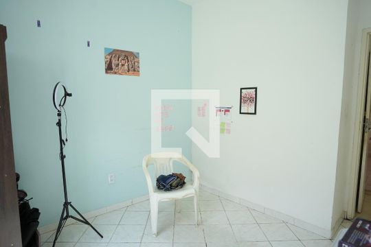 Quarto 2 de casa para alugar com 2 quartos, 200m² em São Cristóvão, Salvador