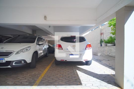 garagem 1 de apartamento para alugar com 3 quartos, 139m² em Vila Rosa, Novo Hamburgo