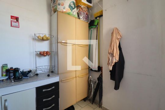 Quarto 3 de apartamento à venda com 3 quartos, 80m² em Parque das Nações, Santo André