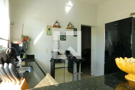Cozinha de casa para alugar com 3 quartos, 80m² em João Aranha, Paulínia