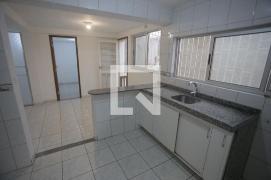 Cozinha de casa à venda com 3 quartos, 110m² em Marajó, Belo Horizonte