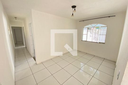 Sala de casa para alugar com 2 quartos, 75m² em Engenho de Dentro, Rio de Janeiro