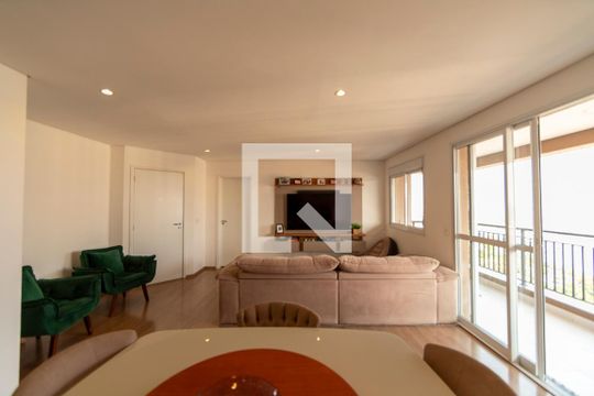 Sala de apartamento para alugar com 3 quartos, 109m² em Centro Comercial Jubran, Barueri
