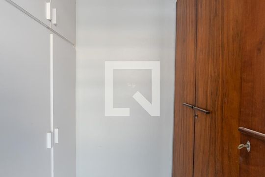 Quarto de Serviço de apartamento para alugar com 3 quartos, 126m² em Consolação, São Paulo