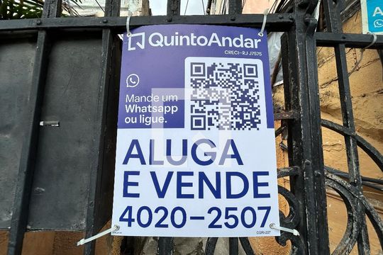 Placa de casa à venda com 3 quartos, 40m² em Encantado, Rio de Janeiro
