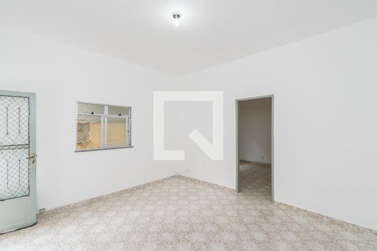 Sala de apartamento para alugar com 1 quarto, 57m² em Penha, Rio de Janeiro