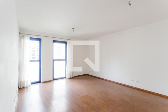 Sala de apartamento para alugar com 2 quartos, 82m² em Vila Uberabinha, São Paulo