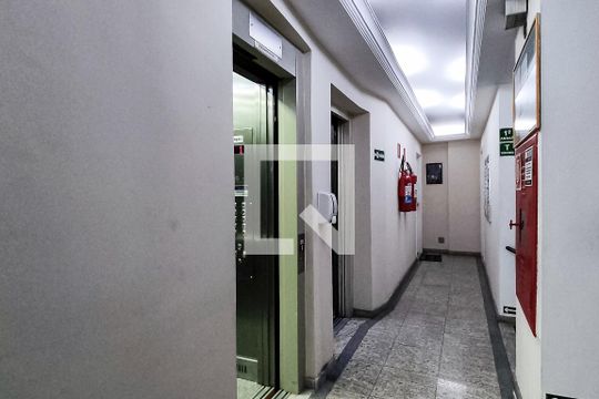 Área comum de apartamento para alugar com 3 quartos, 77m² em Aclimação, São Paulo