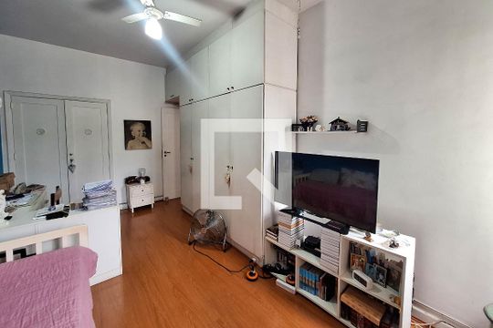 Quarto 1 de apartamento à venda com 3 quartos, 140m² em Icaraí, Niterói