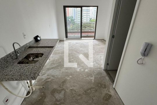 Cozinha de apartamento para alugar com 1 quarto, 39m² em Vila Nova Conceição, São Paulo