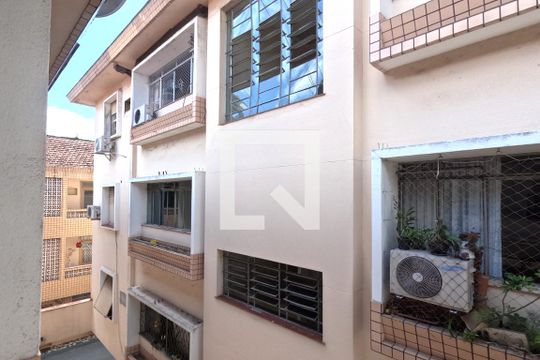 Vista da Sala de apartamento para alugar com 2 quartos, 87m² em Gonzaga, Santos