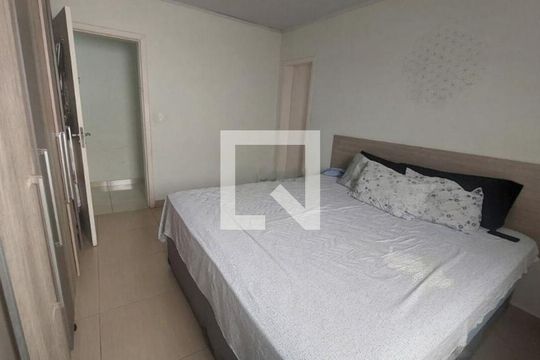 Casa à venda com 3 quartos, 184m² em Vila Carrão, São Paulo