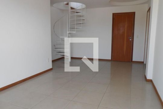 Apartamento à venda com 3 quartos, 140m² em Itaipu, Niterói