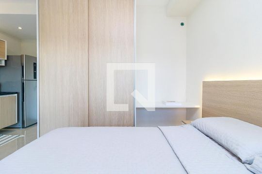 Studio de kitnet/studio à venda com 0 quarto, 27m² em Jardim das Acacias, São Paulo