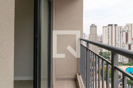 Varanda de apartamento para alugar com 1 quarto, 24m² em Perdizes, São Paulo