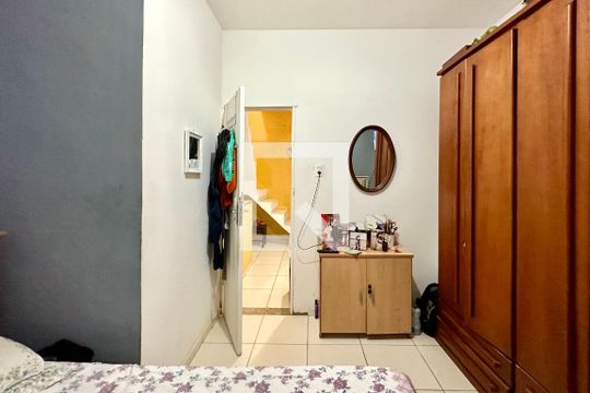 Quarto 2 de casa à venda com 2 quartos, 50m² em Gamboa, Rio de Janeiro