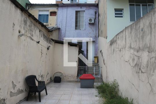 Quintal de casa para alugar com 2 quartos, 120m² em Pompeia, São Paulo