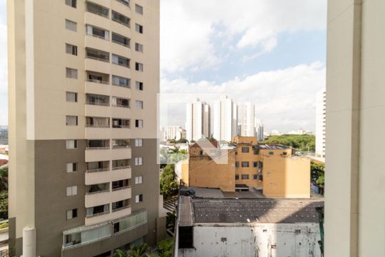 Vista da Varanda de apartamento à venda com 2 quartos, 48m² em Barra Funda, São Paulo