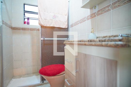 Lavabo de casa para alugar com 4 quartos, 300m² em Vila Jardim, Porto Alegre
