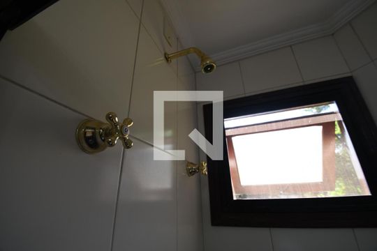 Suíte Banheiro 3 de casa de condomínio para alugar com 4 quartos, 420m² em Conjunto Habitacional Vila Santana (sousas), Campinas