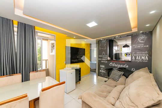 Apartamento à venda com 2 quartos, 55m² em Cabral, Contagem