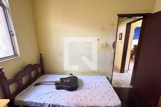 Quarto 1 de casa à venda com 3 quartos, 330m² em Novo Eldorado, Contagem