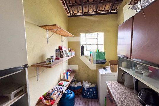 Cozinha de casa à venda com 3 quartos, 330m² em Novo Eldorado, Contagem