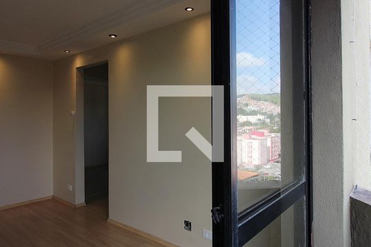 Sala Sacada de apartamento para alugar com 2 quartos, 48m² em Santa Terezinha, São Bernardo do Campo