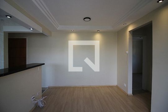 Sala de apartamento para alugar com 2 quartos, 48m² em Santa Terezinha, São Bernardo do Campo