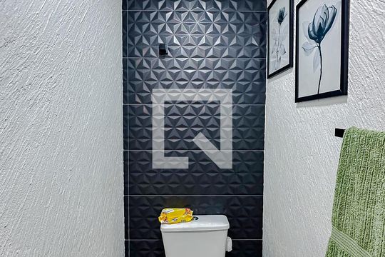Lavabo Sala de casa de condomínio à venda com 3 quartos, 230m² em Vila Bertioga, São Paulo