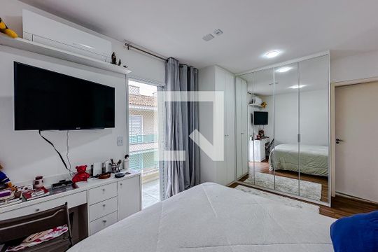 Quarto 1 - Suíte de casa de condomínio à venda com 3 quartos, 230m² em Vila Bertioga, São Paulo