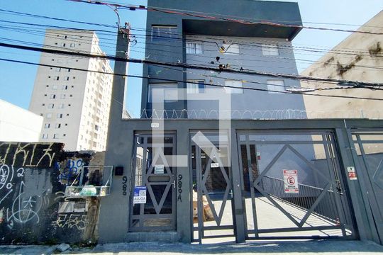 Fachada de apartamento para alugar com 2 quartos, 50m² em Bussocaba, Osasco