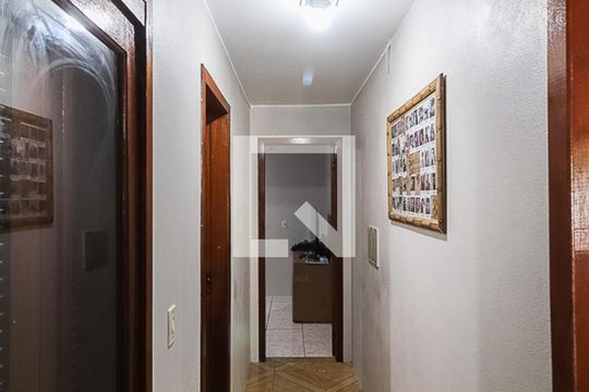 Corredor de casa à venda com 2 quartos, 107m² em Feitoria, São Leopoldo