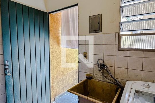 Área de Serviço de casa à venda com 6 quartos, 234m² em Vila Prudente, São Paulo