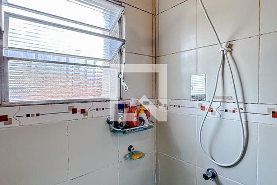 Banheiro de casa à venda com 6 quartos, 234m² em Vila Prudente, São Paulo