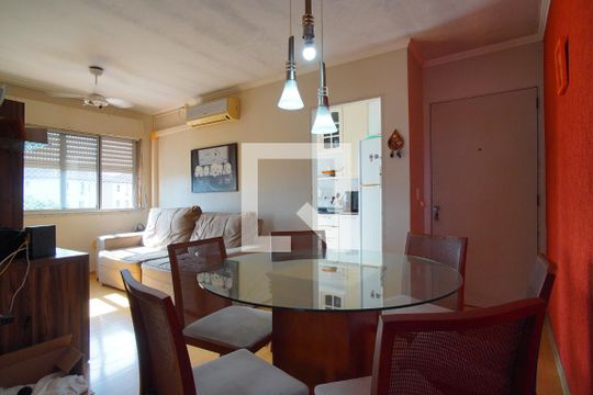 Sala de apartamento para alugar com 3 quartos, 55m² em Sarandi, Porto Alegre