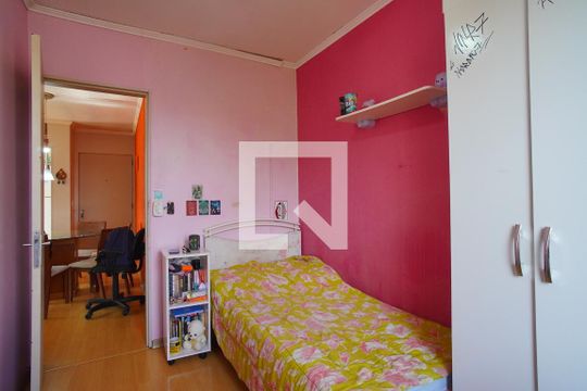 Quarto 1 de apartamento para alugar com 3 quartos, 55m² em Sarandi, Porto Alegre