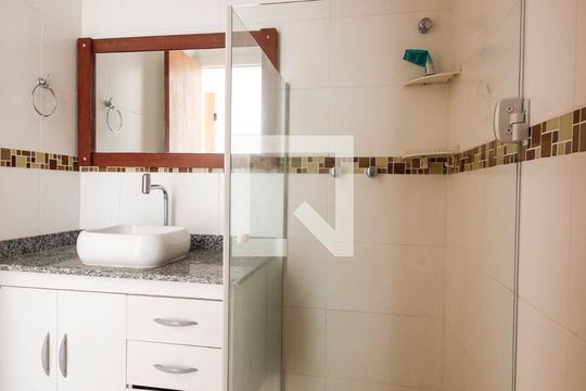 Banheiro de apartamento para alugar com 2 quartos, 35m² em Jardim Paraíso, São Paulo