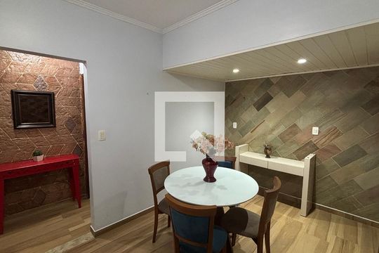 Sala - Sala de Estar de casa à venda com 4 quartos, 240m² em Vila Marina, Santo André