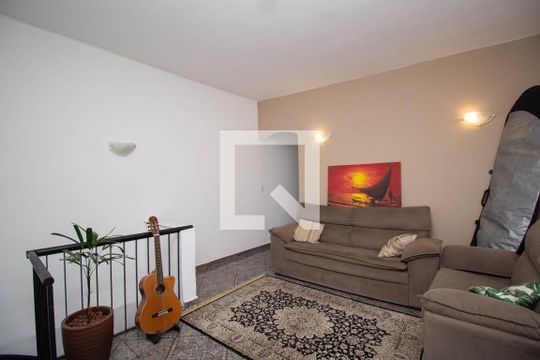 Casa à venda com 3 quartos, 125m² em Chácara Nossa Senhora Aparecida, São Paulo