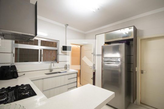 Cozinha de casa à venda com 4 quartos, 188m² em Vila Maria, São Paulo